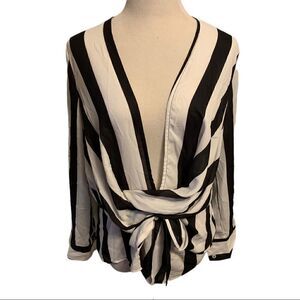 NWT Main Street Black & White Striped Peplum Top Sz L